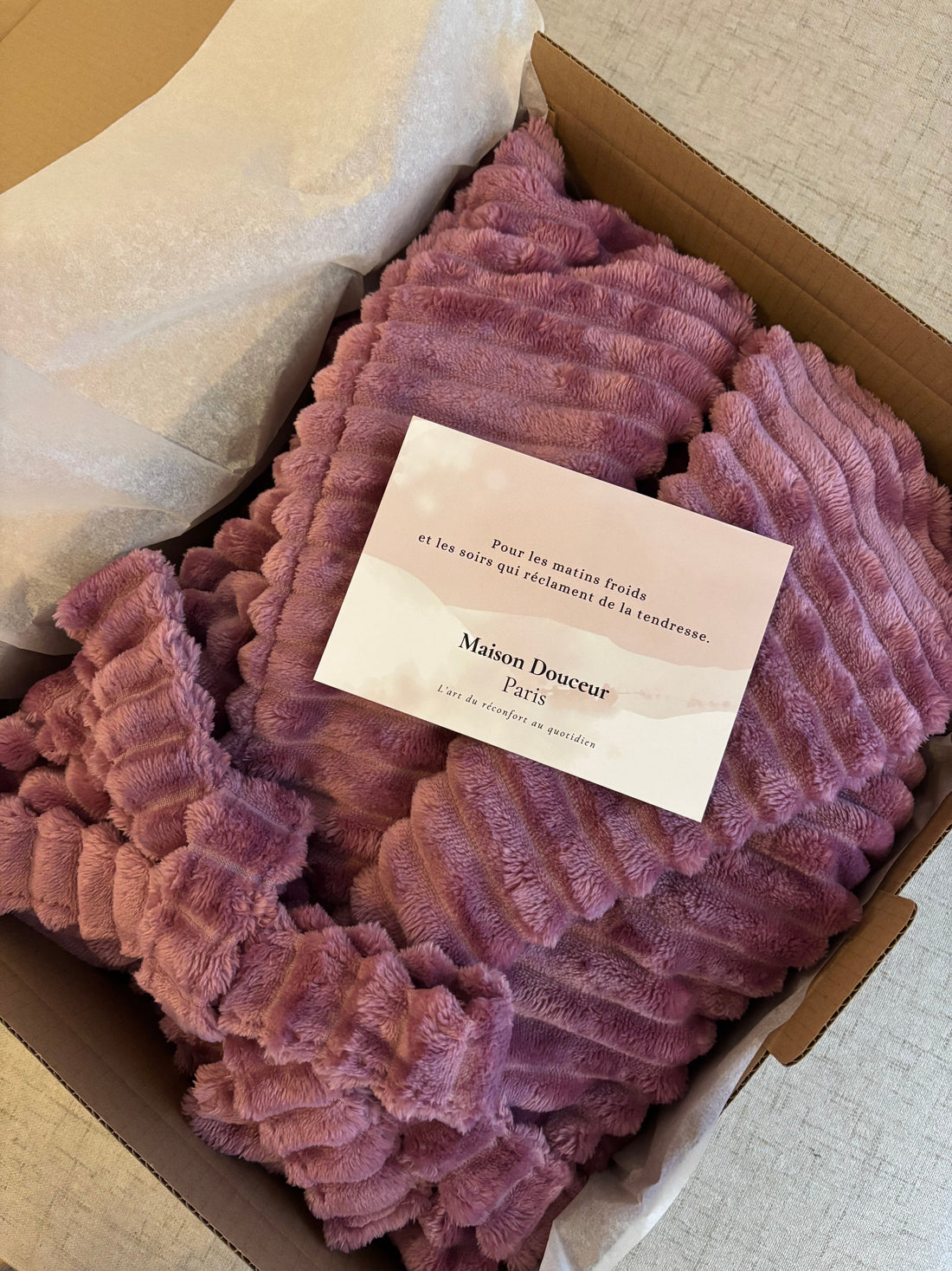 Idées cadeaux cocooning : 7 attentions douces pour réchauffer l’hiver - Maison Douceur Paris